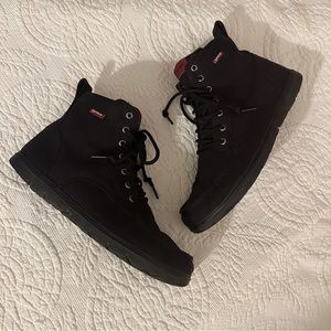 Lems boulder boots size 10